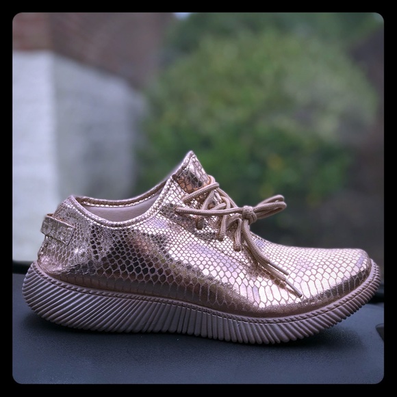 rose gold shoes size 12
